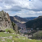 Çıkanların ayaklarını titretiyor: 1.500 yıllık Canca Kalesi
