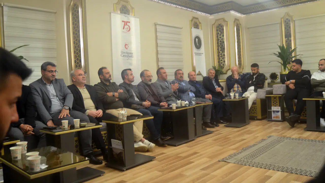 Diplomalar Tek Başına Yetmeyecek! Rektör Yıldız’dan Geleceğin Eğitim Modeli İçin Kritik Uyarı