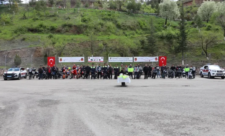 Gümüşhane İl Jandarma Komutanlığı’ndan Motosiklet Sürücülerine Hayat Kurtaran Eğitim