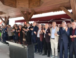 Gümüşhane Okay abisini son yolculuğuna uğurladı