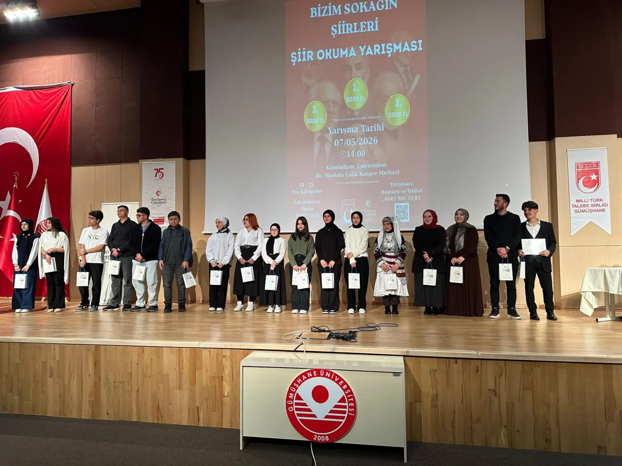 Gümüşhane’de Bizim Sokağın Şiirleri Yarışması: Genç Yetenekler Sahne Aldı