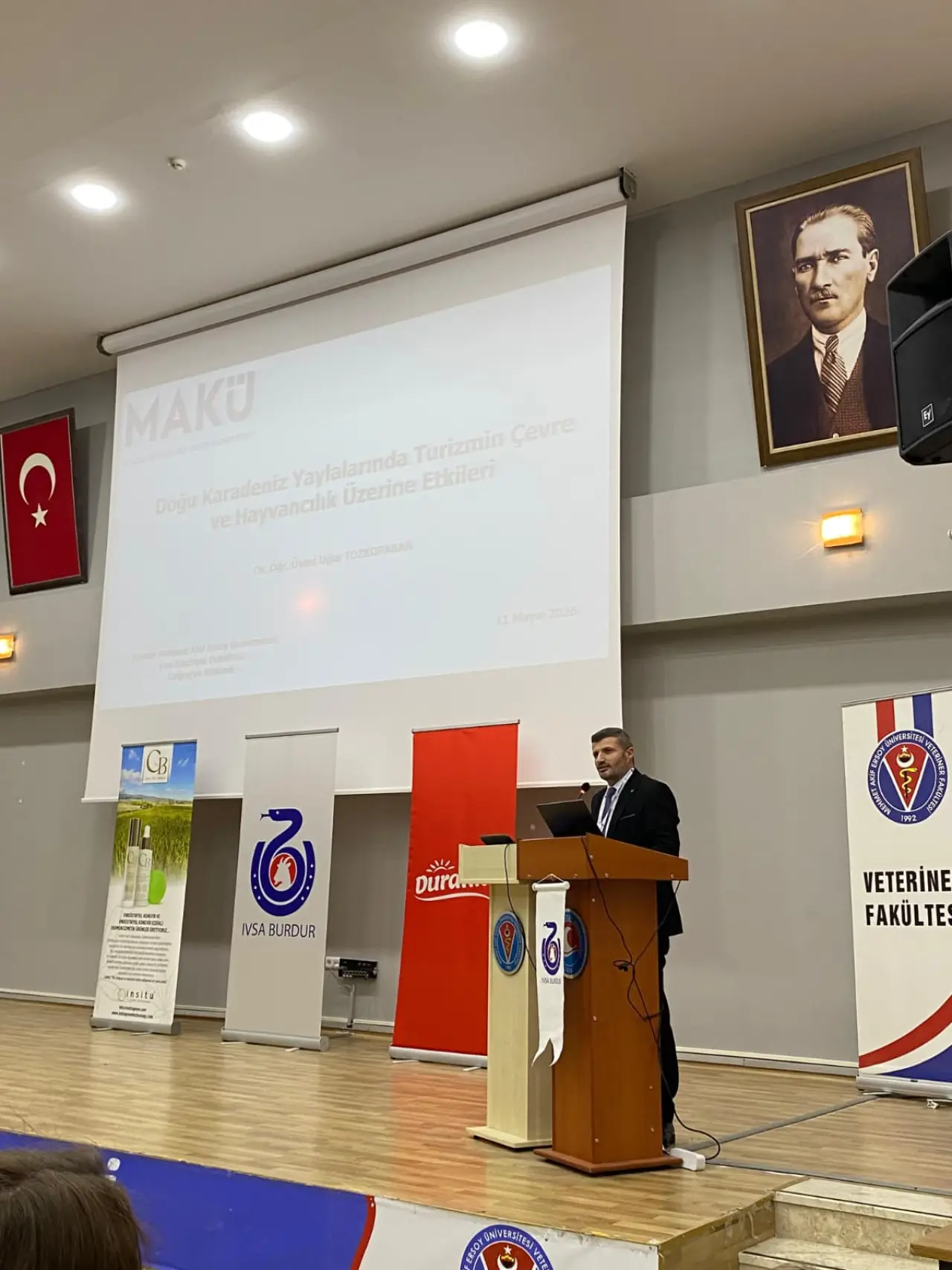 Uğur hoca Burdur’da Doğu Karadeniz Yaylalarını Anlattı
