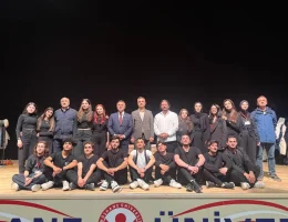 Gümüşhane Üniversitesi Tiyatro Kulübü Sezonu 52 Etkinlikle Tamamladı