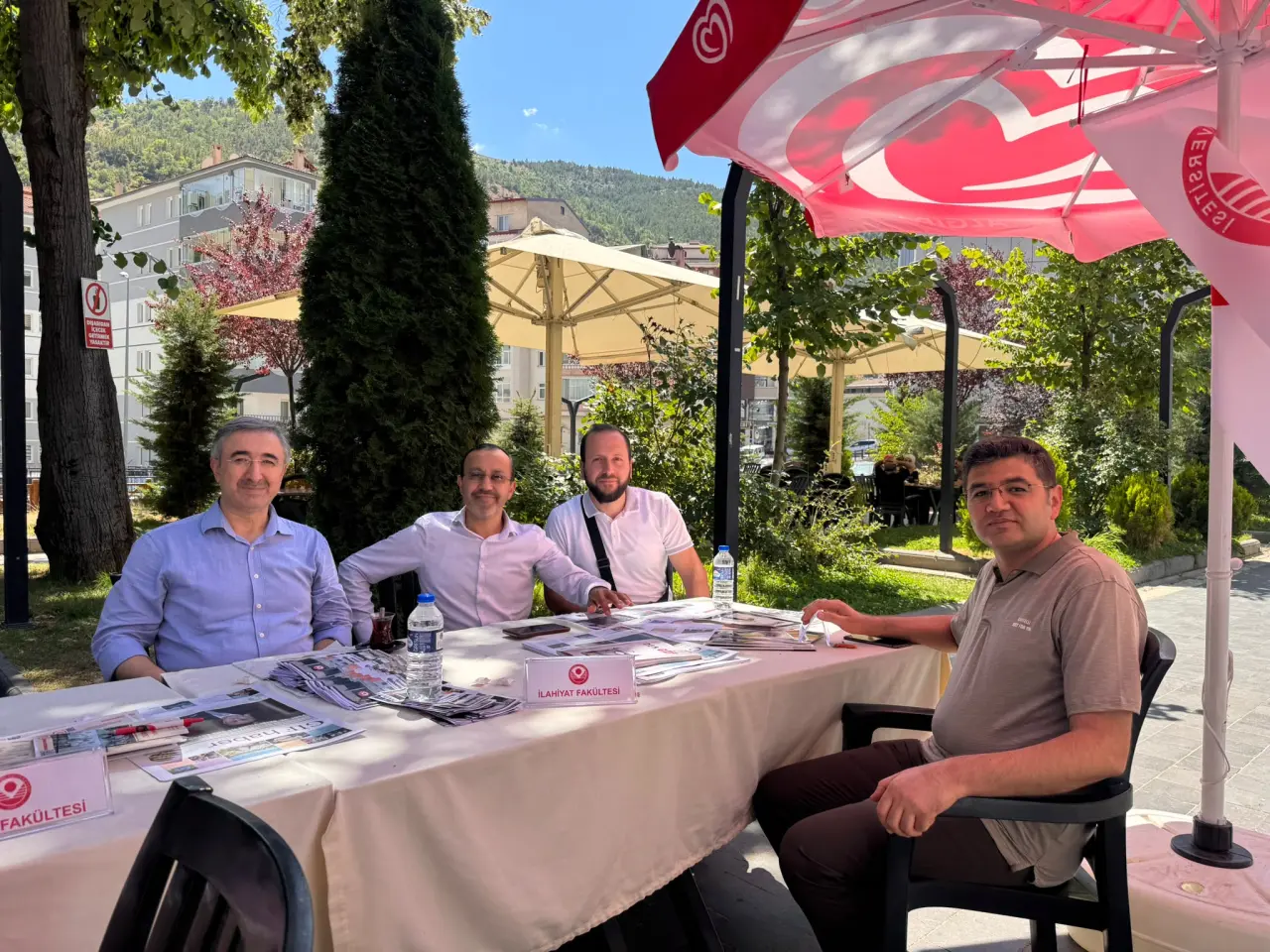 Gümüşhane Üniversitesi tercih döneminde aday öğrencilere rehberlik etti