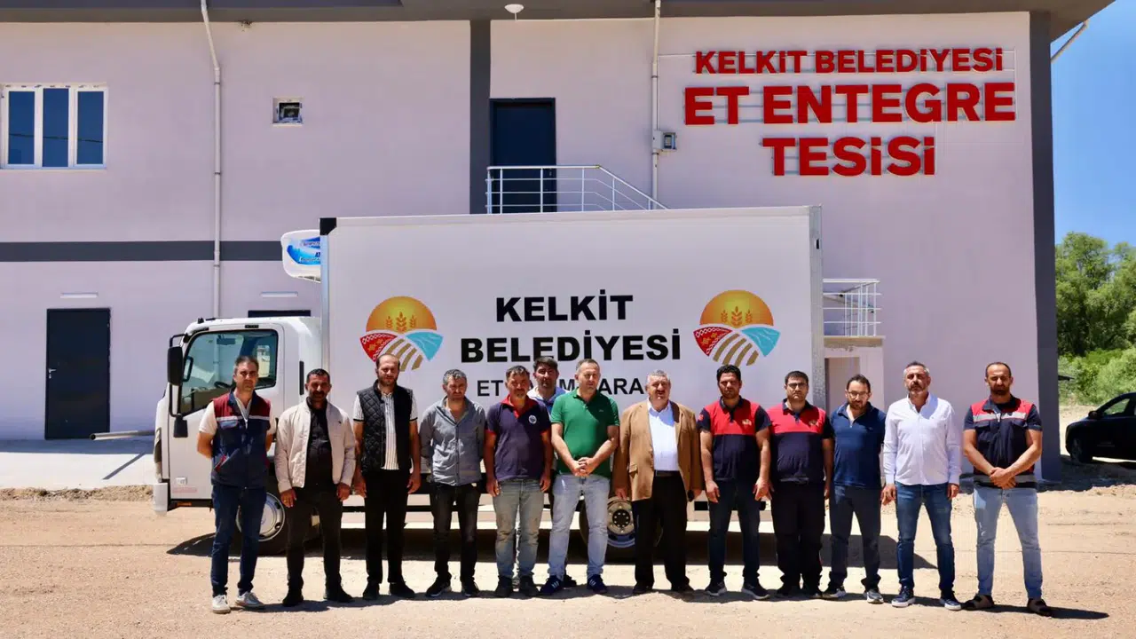 Kelkit Belediyesi Et Entegre Tesisinin Altyapısını Yeni Et Nakil Aracıyla Güçlendirdi