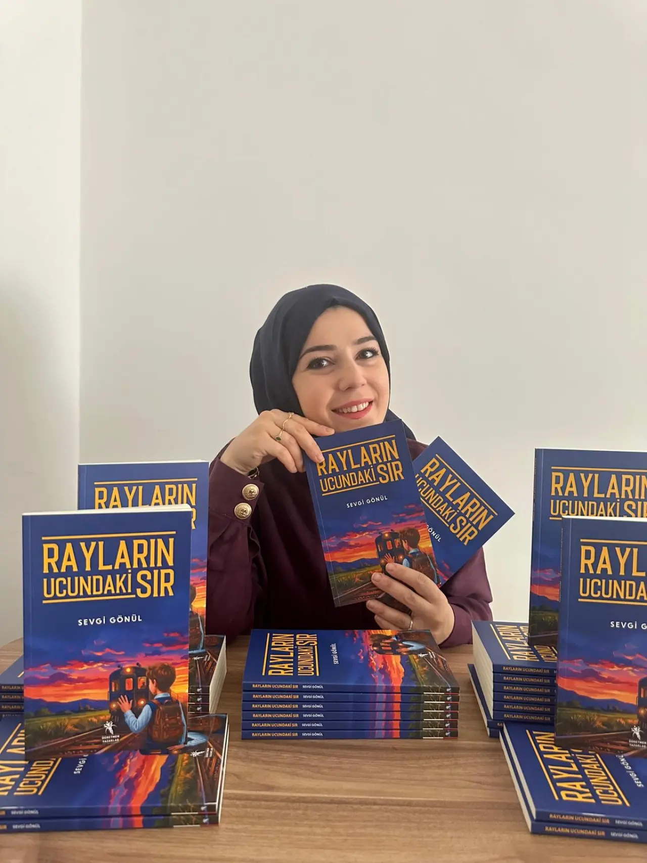 Öğretmen Sevgi Gönül’den Türkiye Yüzyılı Maarif Modeli Uyumlu Roman