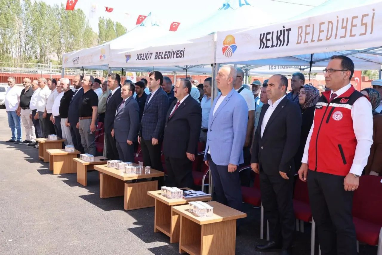 Bölgenin En Modern Tesisi Kelkit’te Açıldı: Üreticiye Büyük Müjde!
