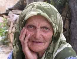 Hanife ATAMAN Hakk’ın rahmetine kavuşmuştur