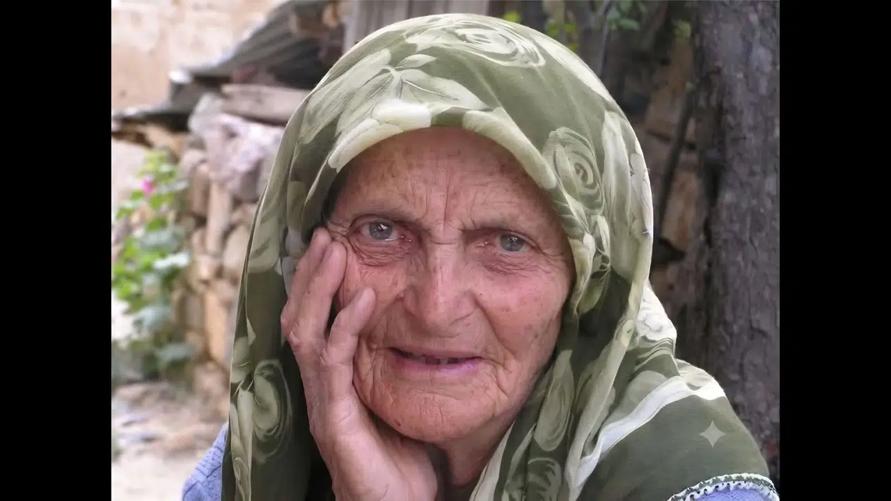 Hanife ATAMAN Hakk’ın rahmetine kavuşmuştur