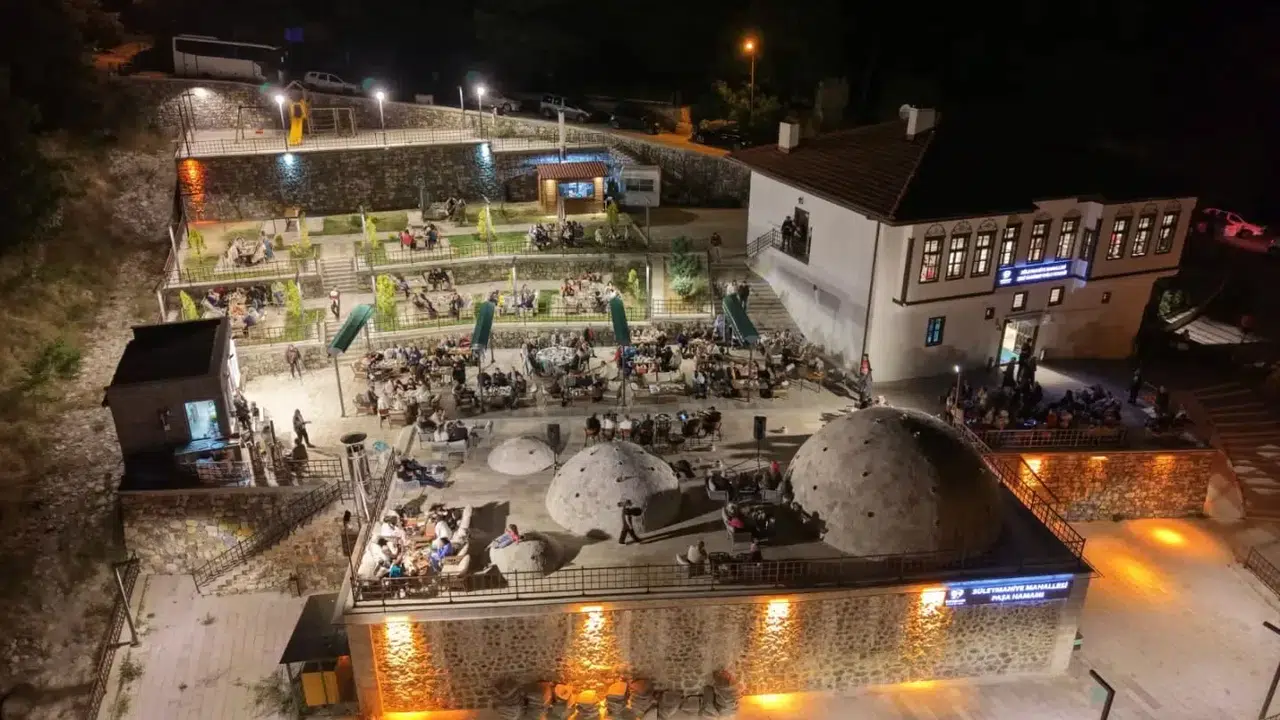 Süleymaniye Mahallesi’nde Şiir Dinletisi ve Herfene Gecesi Düzenlendi
