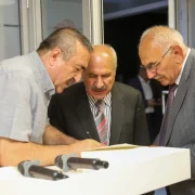 Bankacıya Yazdığı Şiirle Herkesi Hayran Bıraktı!