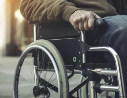 Tekerlekli Sandalye Alırken Doğru Model Nasıl Belirlenir