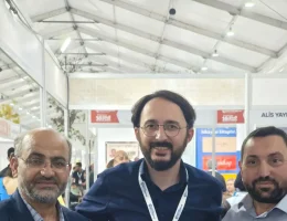 Kocaeli Kitap Fuarı’nda Gümüşhaneli Yazara Yoğun İlgi: Saatler İçinde Hepsi Tükendi!