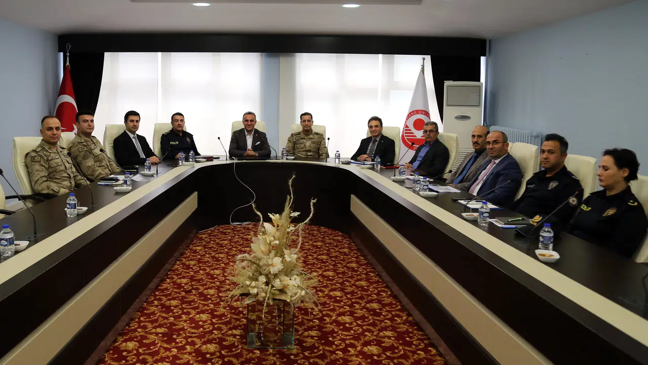 O Gün Konvoy ve İnşaat Yasak!